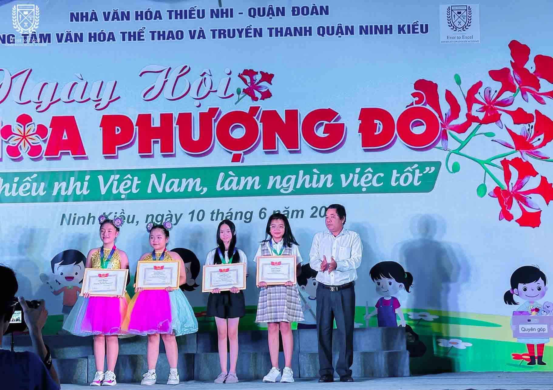 hoa phuong do 28