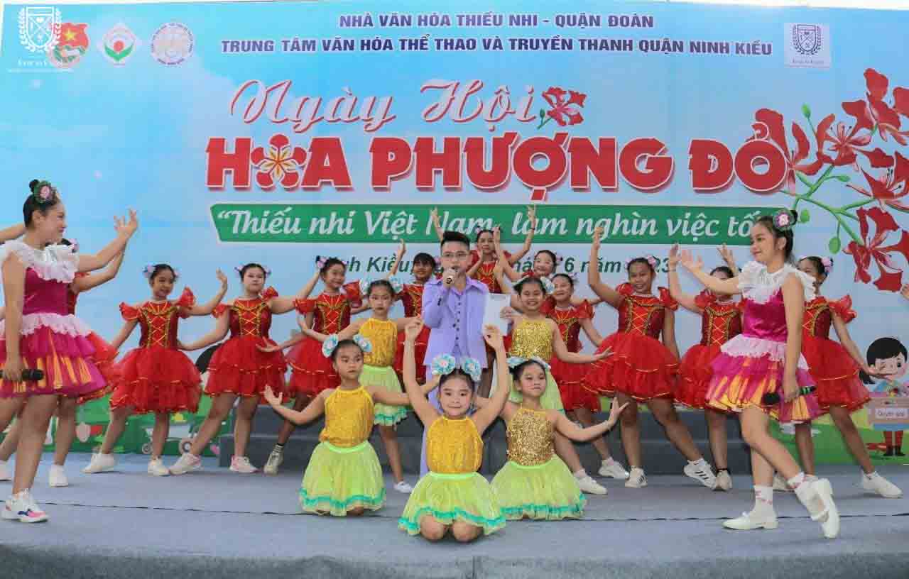 hoa phuong do 30